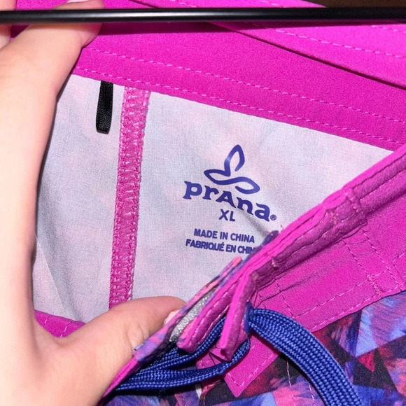 PrAna Printed Makenna Board Shorts Purple Swim Shorts Vacation Beach Summer XL - Picture 3 of 5